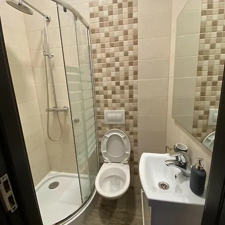 Ada's Luxury Apartament&studio - Old Apartment Brasov