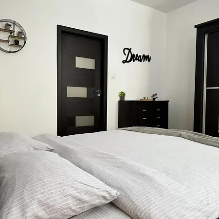 Apartment Ada's Luxury Apartament&studio - Old